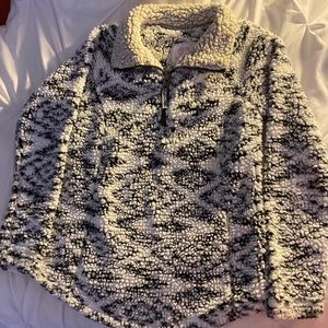 Black and white Aztec Cozy Sherpa 1/4 zip